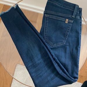 Joe’s Jeans Skinny Ankle Jeans in Dark Blue Wash